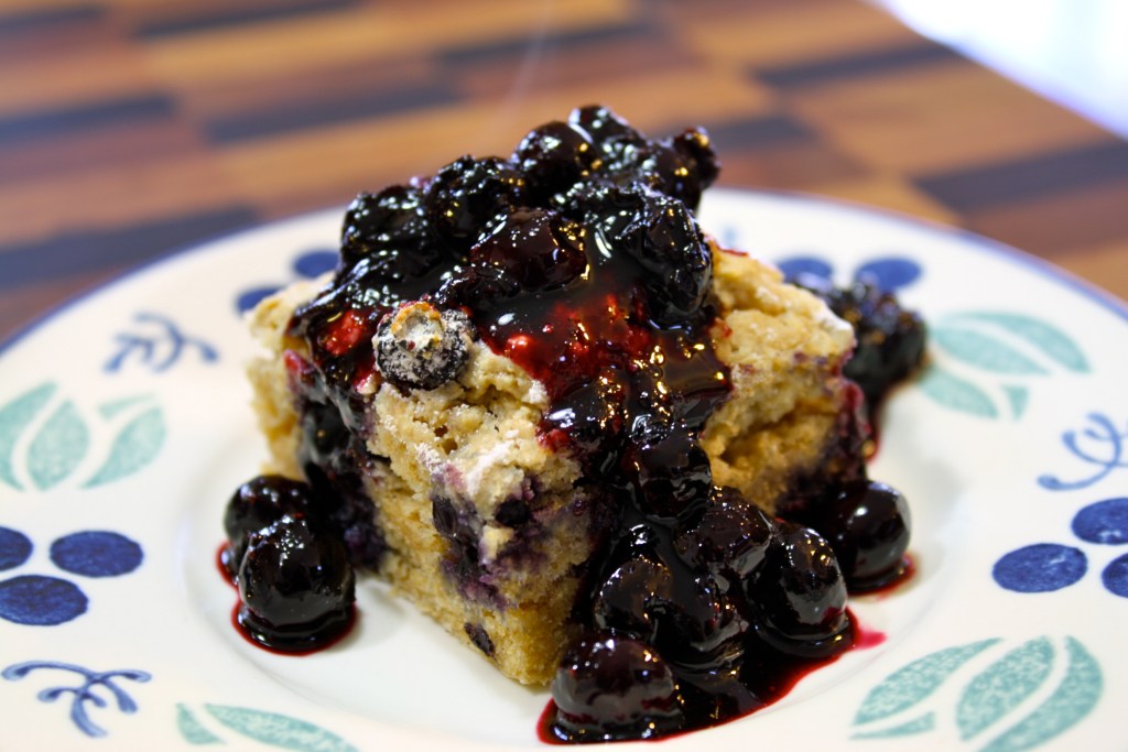 Rustic Blueberry Biscuits with Blueberry&nbsp;sauce