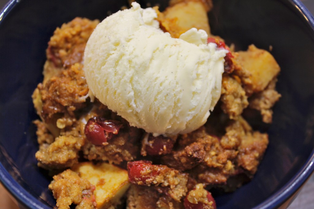 Whole Wheat Bread Pudding with Apples-(almost) guilt&nbsp;free