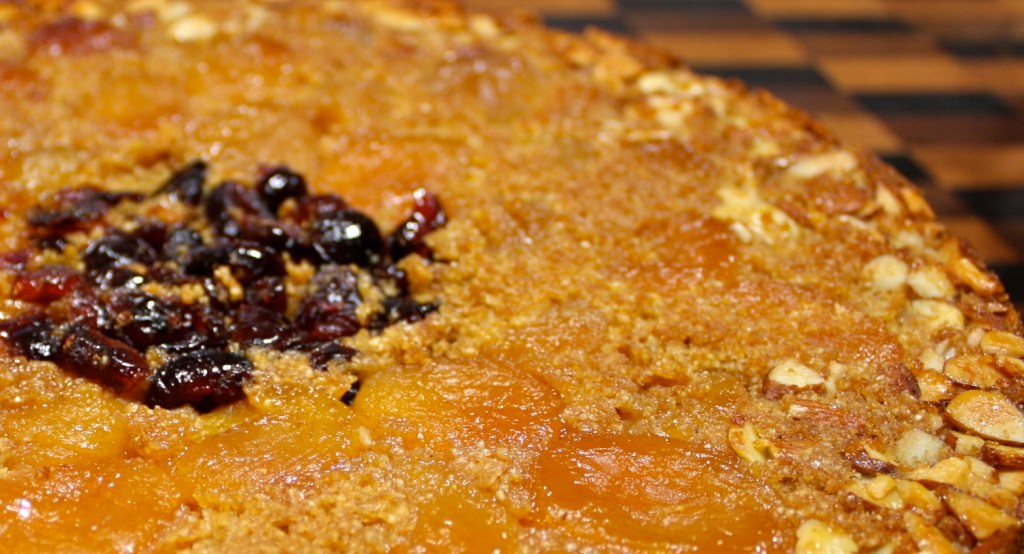 Apricot Upside Down Cake (with whole wheat and&nbsp;yogurt)